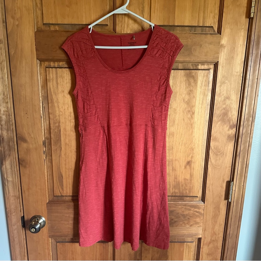 Toad&Co Easy Scoop Mini organic cotton Dress in Brick Red Size Small - Picture 2 of 7